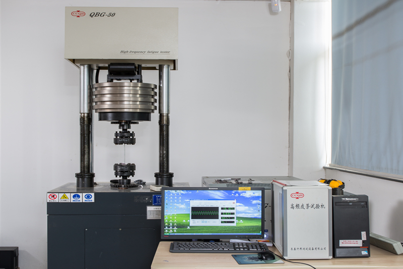 YÜKSEK FREKANSLI YORULMA TEST MAKİNASI